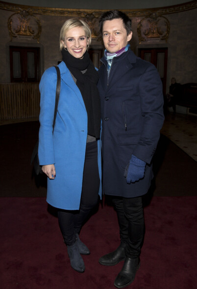 STRÅLTE: Anne Rimmen og Ailo Gaup strålte under premieren av Else Kåss Furuseth sitt nye show «Gratulerer» på Nationaltheatret fredag kveld. Foto: Andreas Fadum / Se og Hør. STRÅLTE: Anne Rimmen og Ailo Gaup strålte under premieren av Else Kåss Furuseth sitt nye show «Gratulerer» på Nationaltheatret fredag kveld. Foto: Andreas Fadum / Se og Hør.